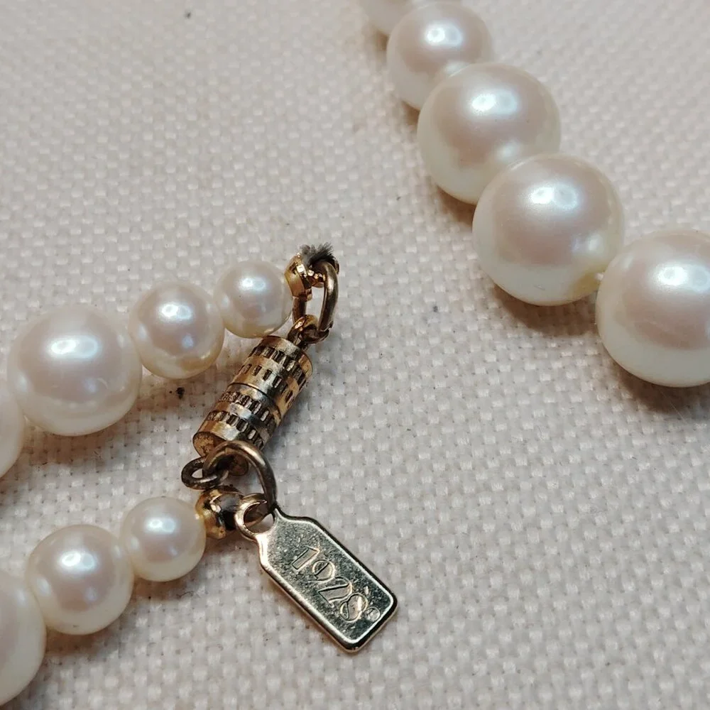 Vintage 1928 Gold Tone Faux Pearl Necklace 34 Inch